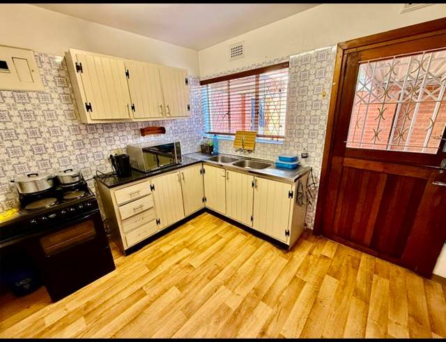 3 BEDROOM TOWNHOUSE FOR SALE IN PELHAM